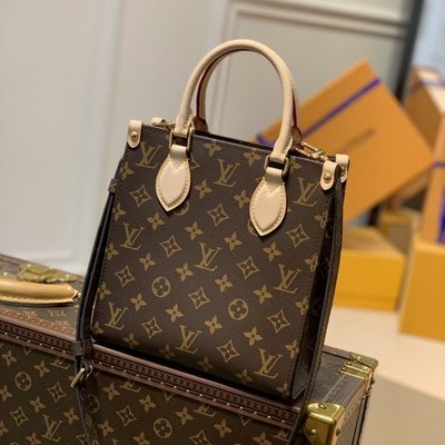 【COCO 精品專賣】LV 新款 SAC PLAT BB 老花 手提 肩背 兩用 琴譜包 M45847 現貨