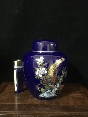 米羅茶罐.紫砂茶倉.茶藏.普洱茶罐.「藍彩釉茶瓷罐」.青花瓷.老商品.高山茶罐.這個藍早期工法.市場上較稀有.