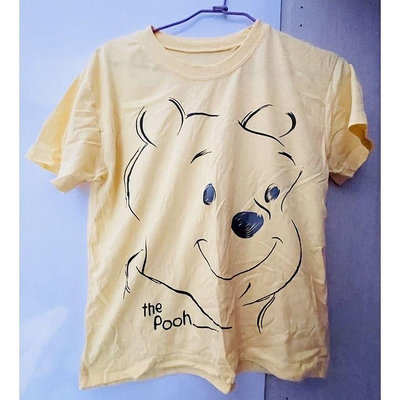 小熊維尼 黃色 卡通 二手 T T-shirt 短袖 短T T恤