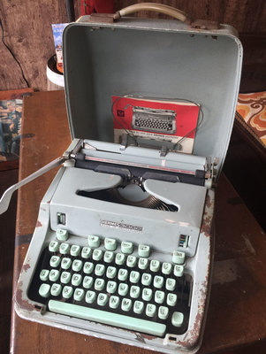 1960 瑞士 Hermes 3000 愛馬仕 古董 打字機 早期 骨董 全鐵殼 全金屬製作 附原裝說明書 保存完整