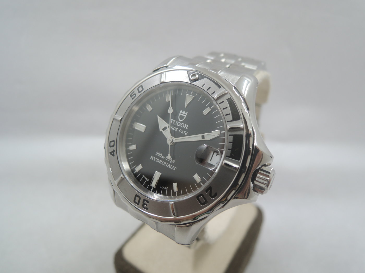 Tudor prince 2024 date hydronaut 85190