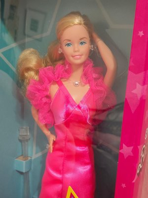 芭比娃娃Superstar Barbie 2022復刻版/復古時尚/懷舊/超級巨星/輕微盒損現貨