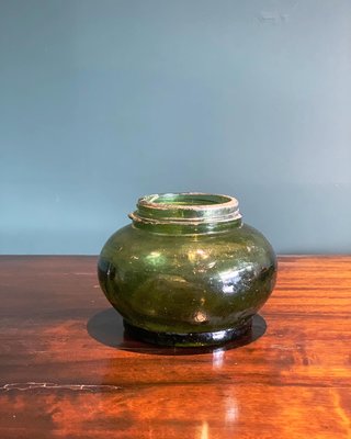 台灣早期綠玻璃罐（口略有嗑傷）