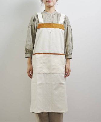 現貨 日本🇯🇵鄉村雜貨 家的小房子刺繡微防水圍裙