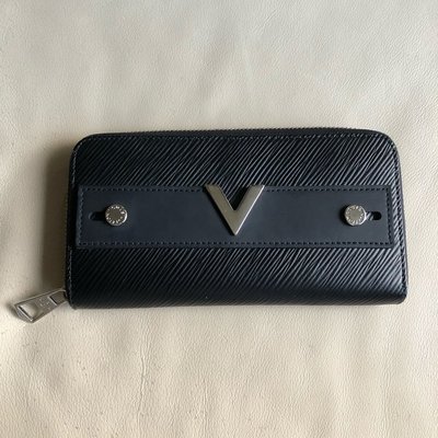 [熊熊之家3]保證正品 Louis Vuitton LV  水波紋 EPI 拉鍊 長夾 護照長夾