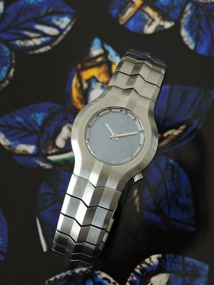真品 TAG HEUER 豪雅 手鐲造型珍珠母貝面髮絲紋不鏽鋼帶女錶