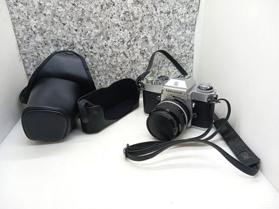 二手日本製古董相機Nikon nikomat EL 加保護套底片相機 單眼 相機因年代已久功能好壞未知.請自行評估
