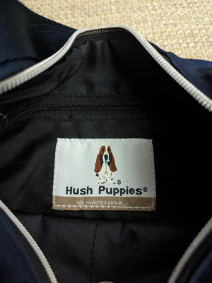 台灣製造 Hush Puppies 深藍色小型側背包 尼龍斜背包