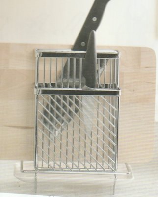 《普麗帝國際》◎廚具衛浴第一選擇◎不鏽鋼桌上型刀柄砧板架PTY20203215TS