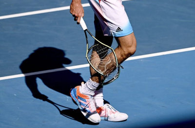 【T.A】零碼出清優惠Adidas Ubersonic 4 限量版 疾速輕量 Zverev系列 男子 高階網球鞋