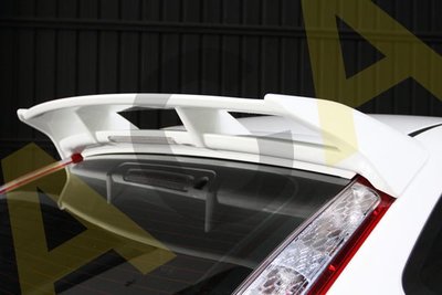 ACA - 福特 FORD 2005-2012年 FOCUS 5DR RS-style 後上雙層尾翼 含LED燈 - ABS 塑膠 材質