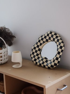 現代創意棋盤格異形化妝鏡北歐簡約客廳臥室桌面鏡個性托盤異形鏡-雙喜生活館