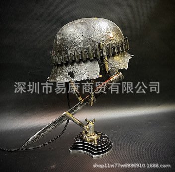 萬聖換裝 萬聖節新品新款戰鬥頭盔髮光臺燈 War relic lamp