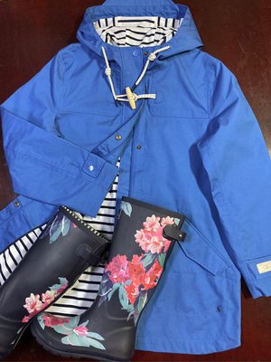 Miolla 英國品牌Joules 中藍色藍白條紋內裡木扣款防風防水拉鏈帶帽外套（中長版）