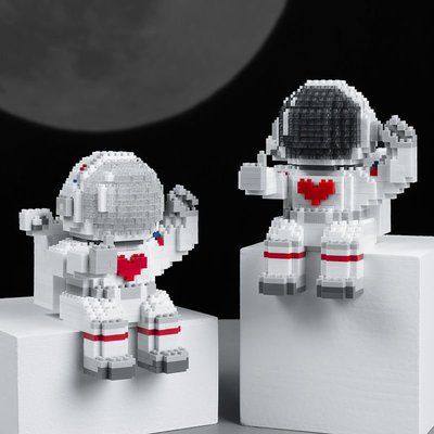 微型拼裝小顆粒兒童益智玩具積木兼容樂高太空宇航員發光擺件禮物