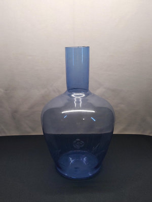 早期老件 昭和時代 薄胎透明藍手工雕花切子玻璃瓶 水瓶 花瓶 花器 Vintage 懷舊復古擺飾 100063