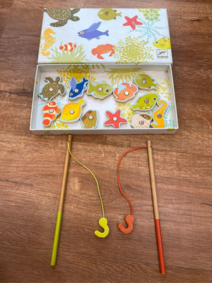 二手8成新-Djeco 智荷 磁鐵釣魚組 釣魚遊戲 釣魚玩具