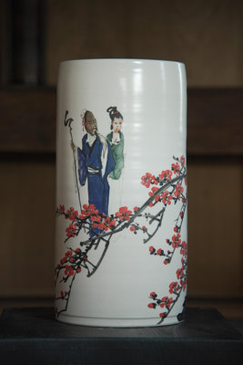 「上層窯」鶯歌製造 王愷作品 人物梅花 彩繪花瓶 瓷器 A1-16