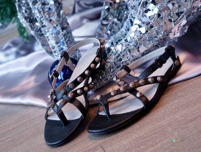 Balenciaga 巴黎世家 286065 Arena studded sandals 玫瑰金扣小羊皮涼鞋 黑