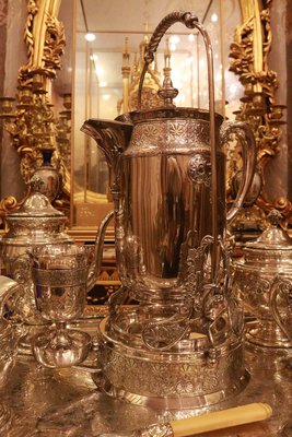 (已售)【家與收藏】特價頂級稀有珍藏歐洲百年古董英國維多利亞時期優雅華麗精緻浮雕大銀壺/銀杯套組2
