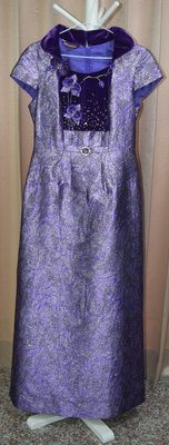 龍笛 LONDEE 蔡孟夏設計 刺繡點蔥大禮服  VT紫  11號 只穿一次  九成