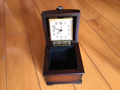 早期 旅行鬧鐘 古董機械鐘 發條鐘 有發條音樂盒功能 打開盒子就會有音樂