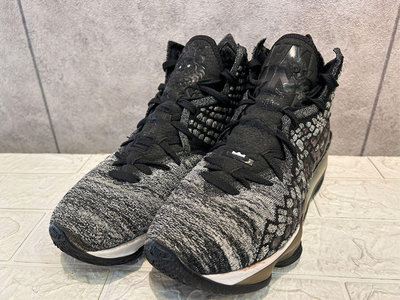 NIKE LEBRON  XVII GS 黑白雪花 編織 氣墊 包覆 籃球鞋 BQ5594-002