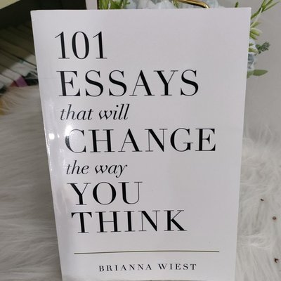 書籍 101 Essays That Will Change The Way You Think 紙質英文書現貨