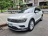 Tiguan 280 Tsi ((明星汽車實車實價在庫))18年式可認證保固