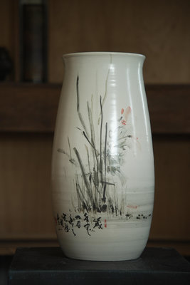 「上層窯」鶯歌製造 李元慶作品 荷花 彩繪花瓶 瓷器 A1-10