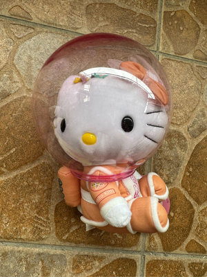 Hello Kitty太空版娃娃婚禮新娘收藏麥當勞限量版
