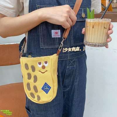 BOxx潮玩~日本GLADEE花生斜挎包便攜手機包收納奶茶也可以 正版