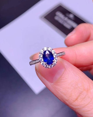 【藍寶石戒指】天然藍寶石戒指 高淨度 優雅閃耀的皇家藍 增值天然寶石