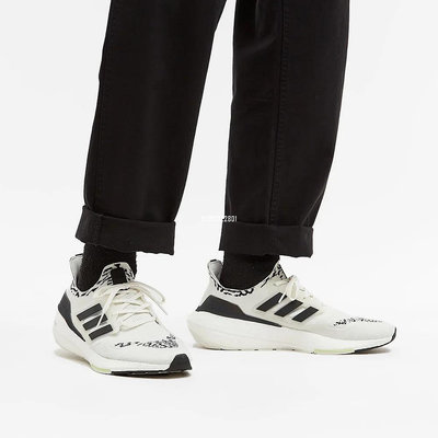 Adidas Ultra Boost 22 Consortium 白黑 避震 襪套透氣慢跑鞋 GX5573公司級