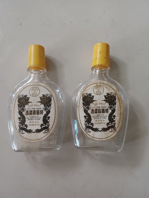 民國82-83年金門酒廠  特級高梁酒瓶  2支空瓶