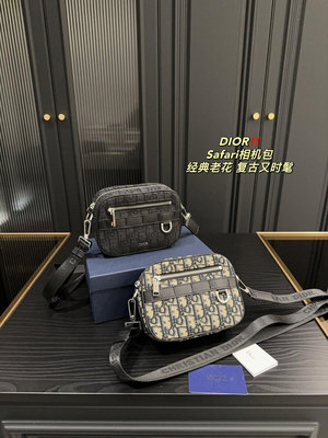 新款熱銷 Dior 迪奧 新款Safari相機包 時尚百搭 上身也帥氣 尺寸17.13明星大牌同款服裝包包