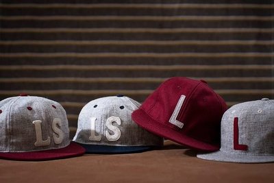 { POISON } LESS x EBBETS FIELD LS &amp; L LOGO CAP 經典帽型老廠 聯名棒球帽