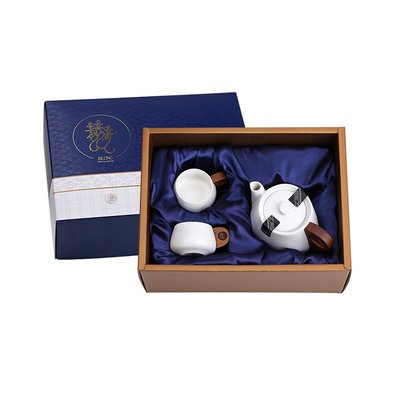 【澄韻堂】現貨不用等、免運、優惠-宜龍陶瓷茶具組 白．居易(壺+2杯)3入禮盒