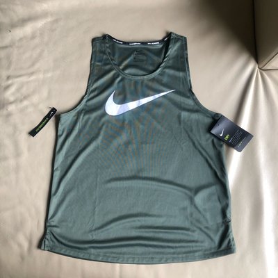 [品味人生2]保證全新正品 Nike  女用 墨綠 背心  運動背心  size M