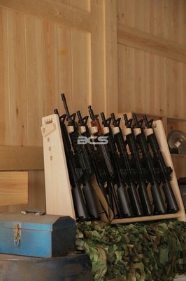 【武莊】臺灣製造 頂級實木製活動間隙長槍架，可收納9支槍枝-BL0013