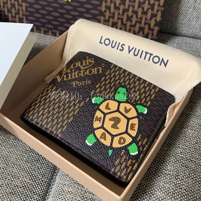 Leather key ring Louis Vuitton x Nigo Brown in Leather - 33362921
