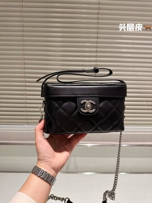 【二手包包】Chanel新品牛皮質地時裝休閑 不挑衣服尺寸21cm NO.40346