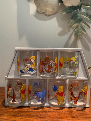 【日本中古】中古店購入 正版迪士尼小熊維尼噗噗玻璃杯果汁杯