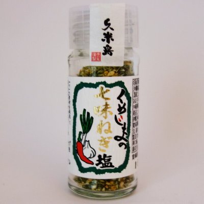 Mei 小舖☼預購  ！日本 沖繩  久米島 唐辛子 蒜味辣椒粉罐 調味罐