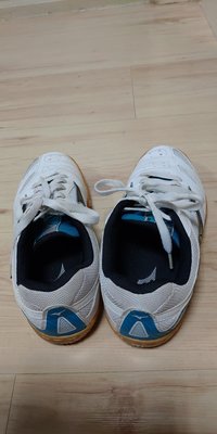 二手8成新免運美津濃 MIZUNO桌球鞋,白色尺寸23