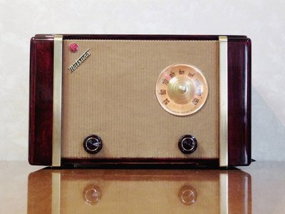 東芝委託馬自達1949年日本製  真空管收音機  [翻新整理]  [可外接手機及外部音源CD ipad]