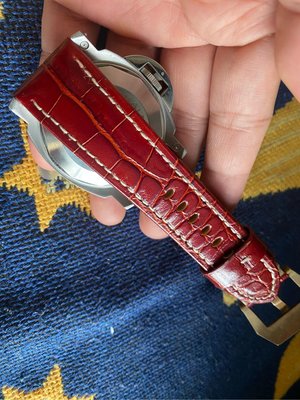 Kris錶配~沛納海 鱷魚皮錶帶 玫紅色 24mm pam164 展示