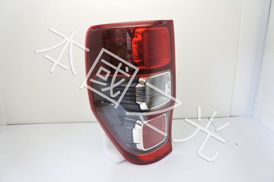 oo本國之光oo 全新 FORD 福特 15 16 17 13 14 18 RANGER 原廠型紅白 尾燈 一顆