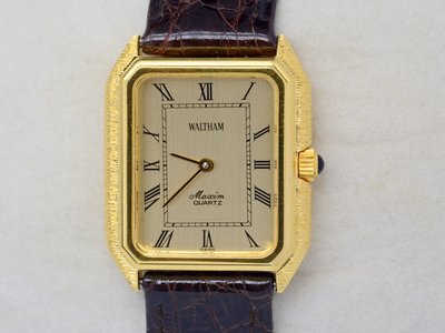 《寶萊精品》WALTHAM 華生金金色方長型女子錶