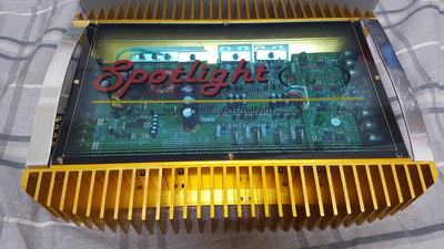 典藏專區"SpotLight美製MOSFET知名品牌進口擴大機4聲道1000W(美品)